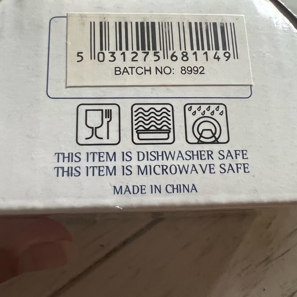 New Best of British Bone China Mug - Picture 5 of 6